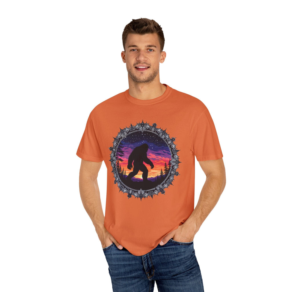 Printify T-Shirt Bigfoot Sunset Unisex T-Shirt, Nature Lover Shirt, Camping Tee, Outdoor Adventure Top, Gift for Him/Her, Unique Graphic Tee